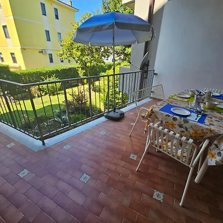 Mariluna - Grande Terrazza A Un Passo Dal Mare 아파트